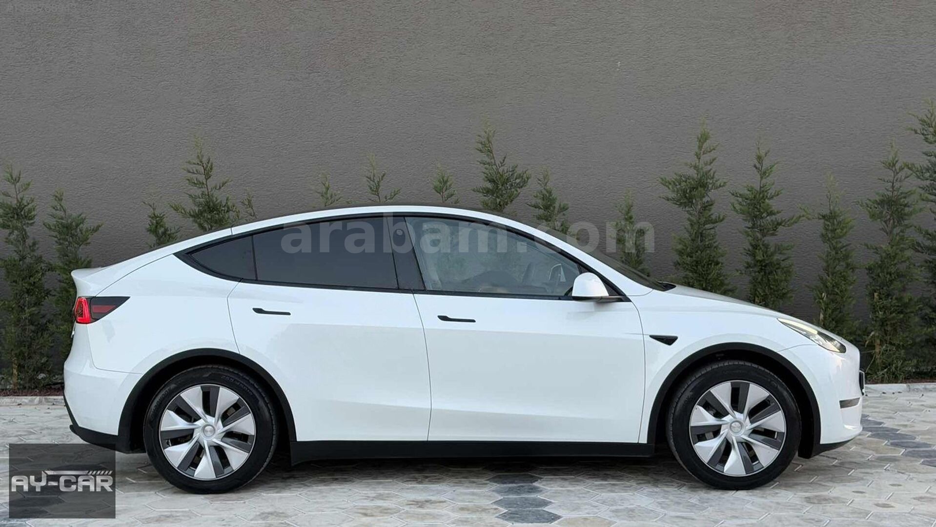 Galeriden Tesla Model Y Long Range AWD 2023 Model Çanakkale 70.000 km Beyaz 4