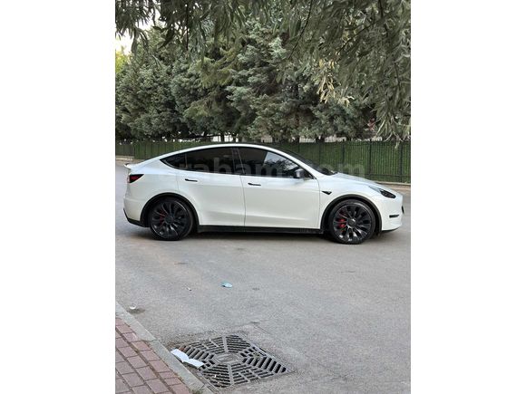 NÜANS AUTO TESLA MODEL Y PERFORMANCE 4WD OTOMOM