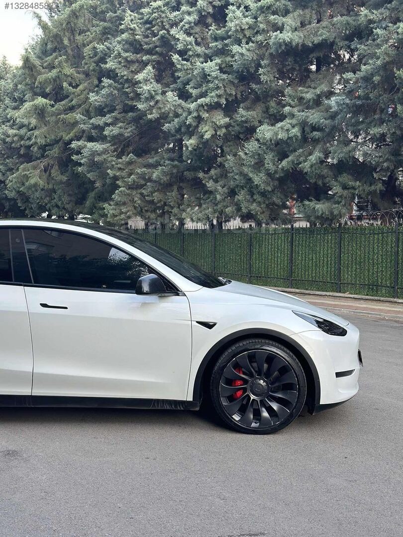 Galeriden Tesla Model Y Performance (Legacy) 2023 Model Bursa 95.000 km Beyaz 5