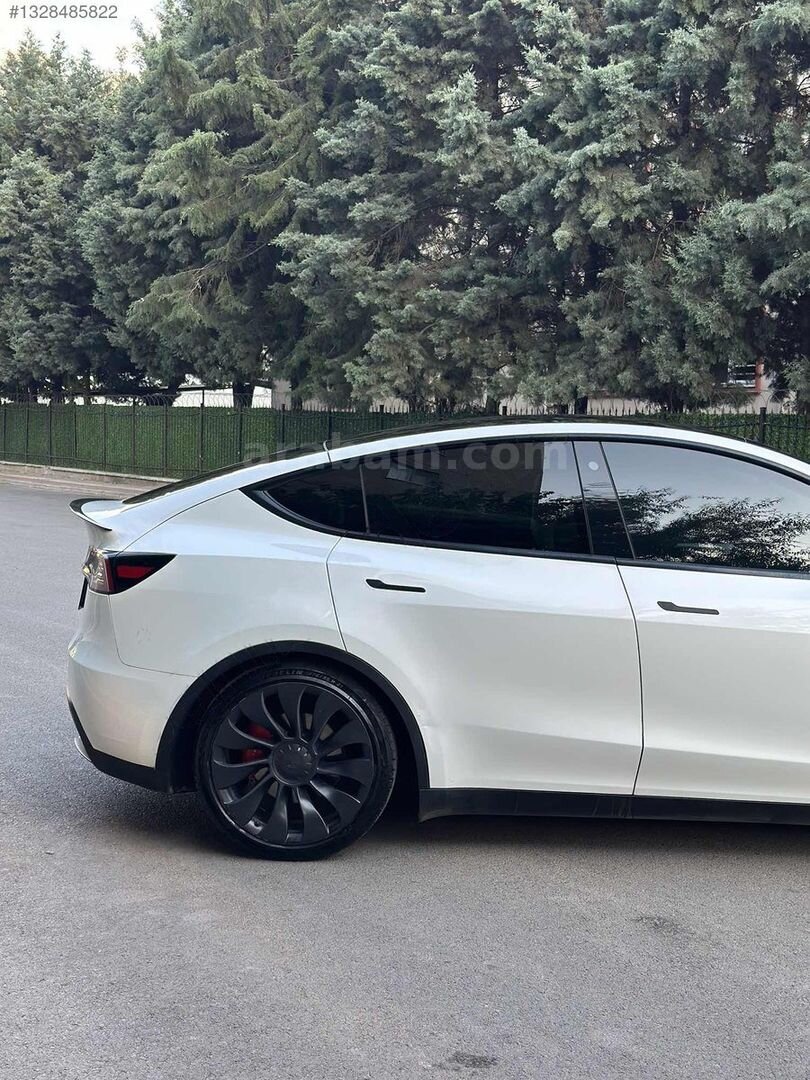 Galeriden Tesla Model Y Performance (Legacy) 2023 Model Bursa 95.000 km Beyaz 6