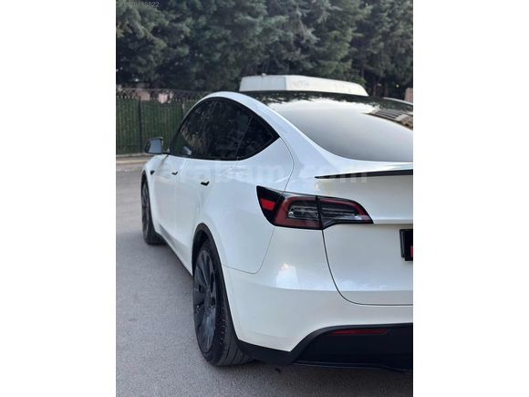 NÜANS AUTO TESLA MODEL Y PERFORMANCE 4WD OTOMOM