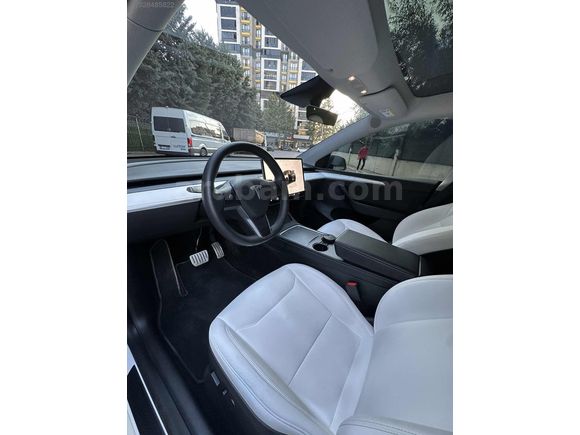 NÜANS AUTO TESLA MODEL Y PERFORMANCE 4WD OTOMOM