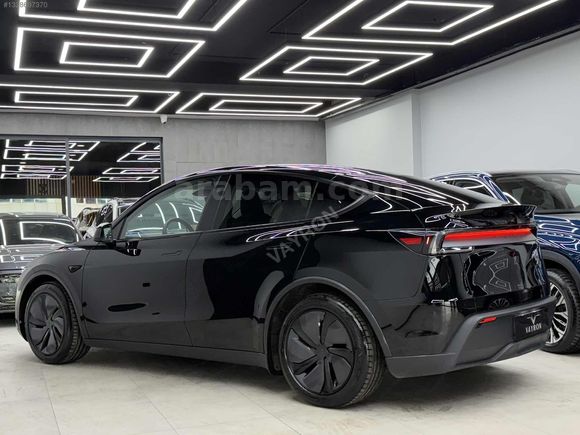2025 TESLA RWD 14.000KM JUNİPER/CAM TAVAN/ARKA EKRAN/OTOPLT/FULL