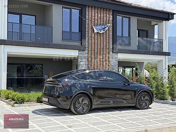 AFRATAFRADAN TESLA MODEL Y JUNİPER