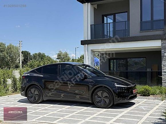 AFRATAFRADAN TESLA MODEL Y JUNİPER
