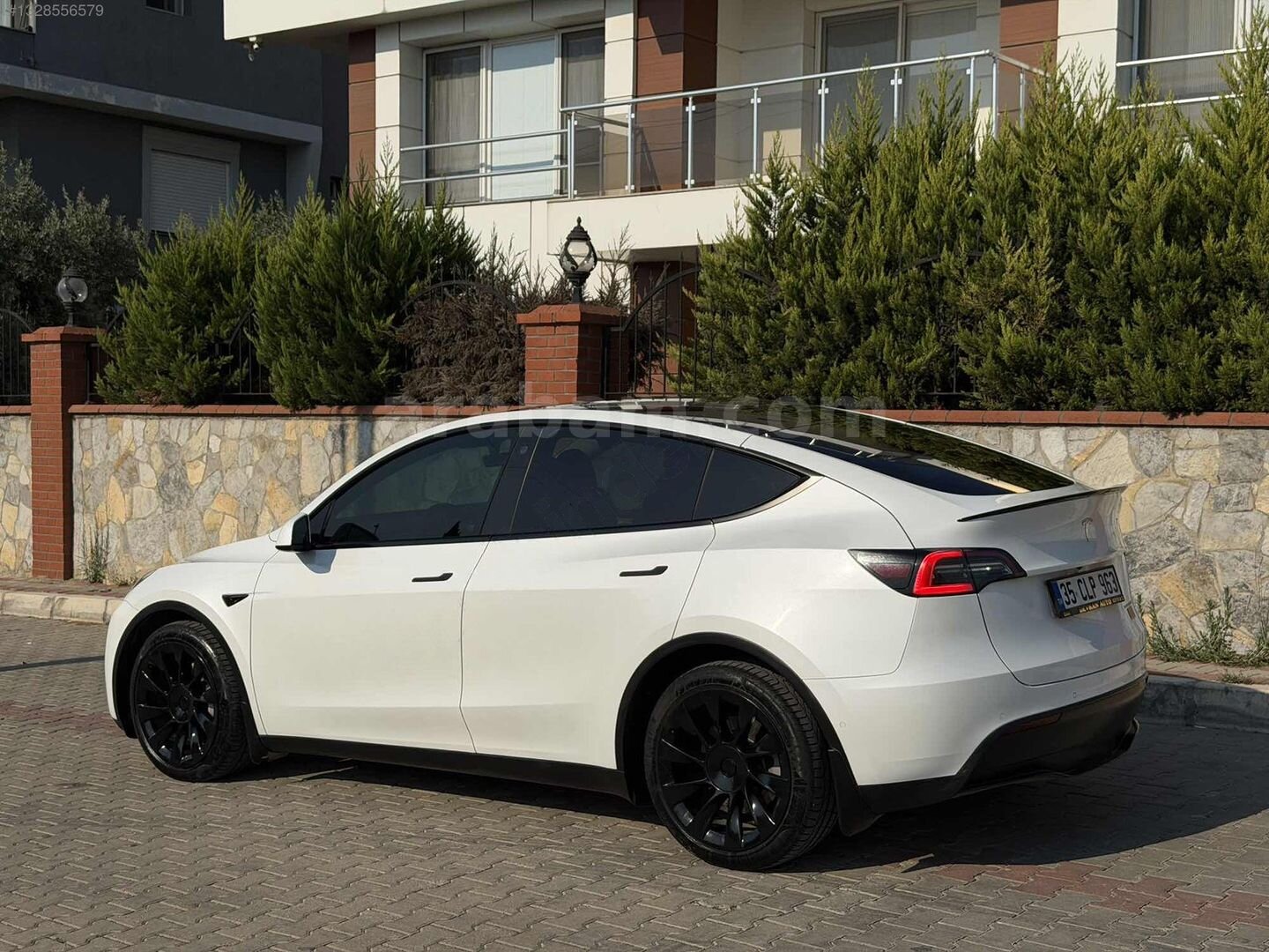 Galeriden Tesla Model Y Long Range AWD 2021 Model İzmir 64.000 km Beyaz 4