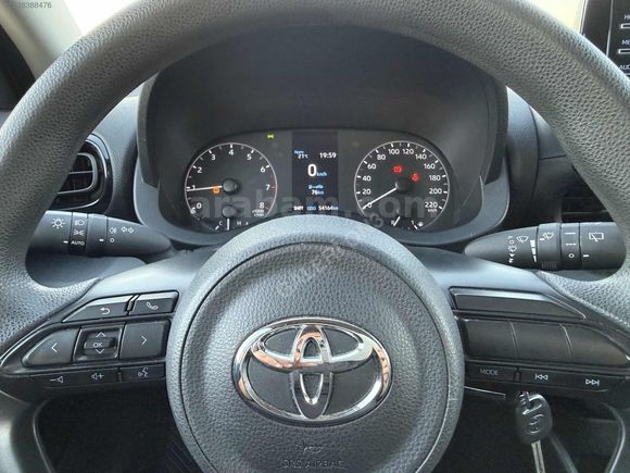 2022 MODEL 54 BİNDE HATASIZ AYARINDA YARİS