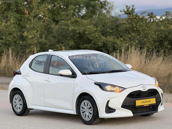 2022 MODEL 54 BİNDE HATASIZ AYARINDA YARİS