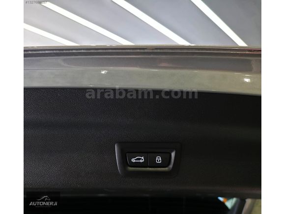 AUTONERJİ'DEN 2024 BMW İX1 eDRİVE20 TABA DERİ ISITMA E SİM 204HP