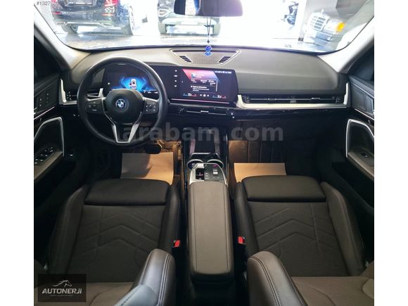 AUTONERJİ'DEN 2024 BMW İX1 eDRİVE20 TABA DERİ ISITMA E SİM 204HP