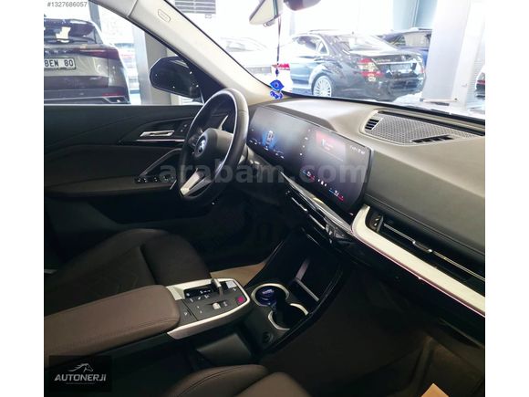 AUTONERJİ'DEN 2024 BMW İX1 eDRİVE20 TABA DERİ ISITMA E SİM 204HP