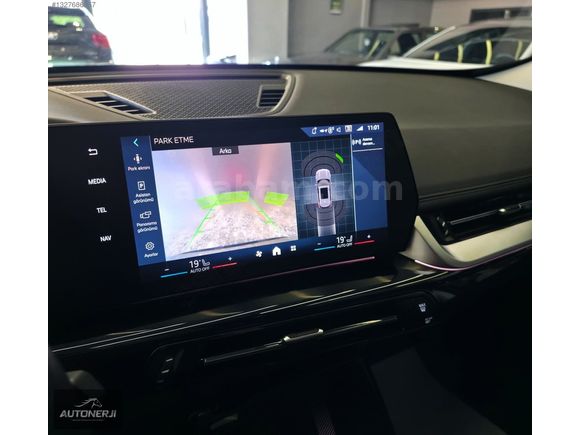 AUTONERJİ'DEN 2024 BMW İX1 eDRİVE20 TABA DERİ ISITMA E SİM 204HP