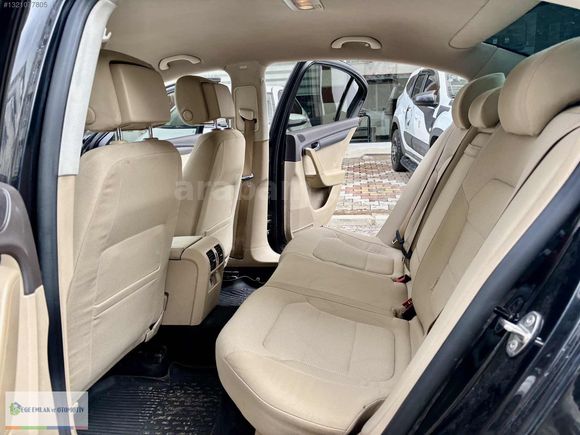 VOLKSWAGEN PASSAT 2.0 TDİ Bluemotion satılık