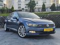 2.0 4x4 HİGLİNE PASSAT CAMTAVAN MAVİ BAKIMLI