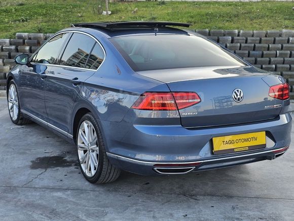 2.0 4x4 HİGLİNE PASSAT CAMTAVAN MAVİ BAKIMLI
