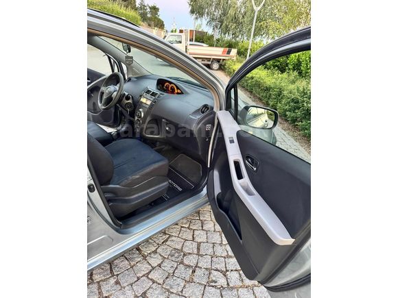 142 BİNDE OTOMATİK YARIS