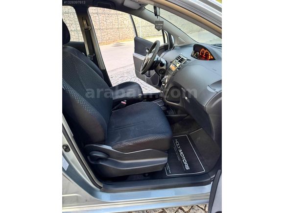 142 BİNDE OTOMATİK YARIS