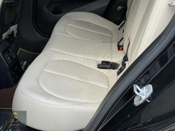 BMW+X1+18İ+SDRİVE+2020+MODEL+130.KM