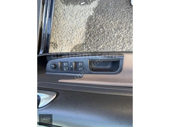 UTKU AUTO'DAN 2006 MODEL BENZİN OTOMATİK GOLF
