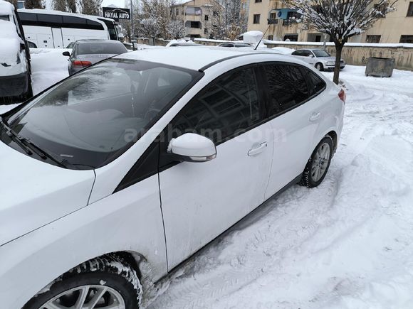 Sahibinden Ford Focus 1.5 TDCi Trend X 2015 Model