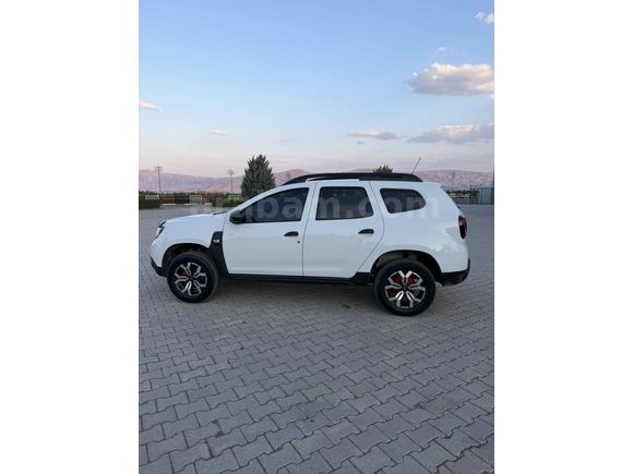 YAKIT cimrisi Düşük Km 4x2 1.6 Sce Comfort 2020  duster