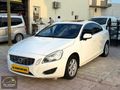 CAM GİBİ VOLVO S 60 DİZEL OTOMOTİK FUL