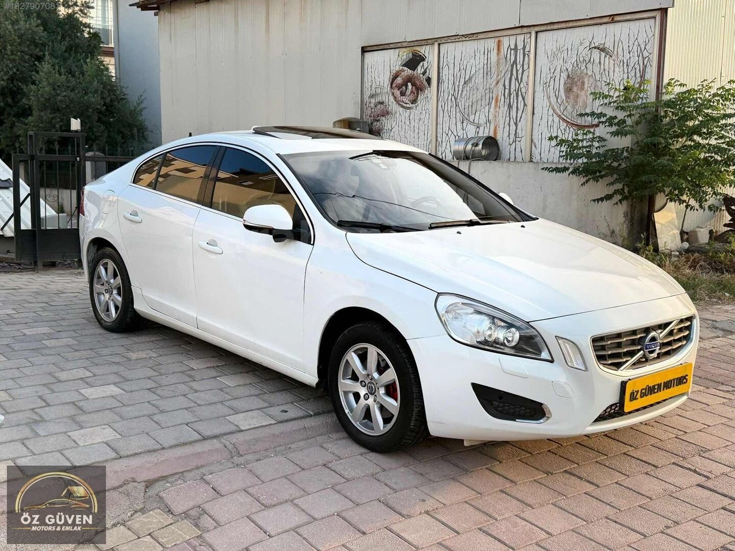 Galeriden Volvo S60 1.6 D Premium 2012 Model Antalya 330.000 km Beyaz 7