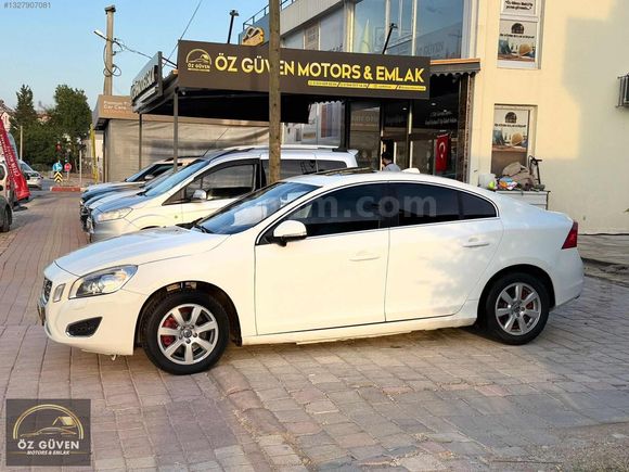 CAM GİBİ VOLVO S 60 DİZEL OTOMOTİK FUL