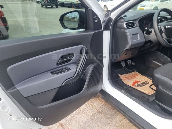 2022 DACİA 1.3 TCE 4*4 ÇEKER HATASIZ