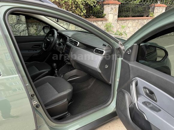 2022 DACİA DUSTER 1.3 TCE ESSENTİAL 4x4 / 75.000 KM / HATASIZ