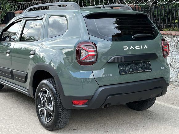 2022 DACİA DUSTER 1.3 TCE ESSENTİAL 4x4 / 75.000 KM / HATASIZ