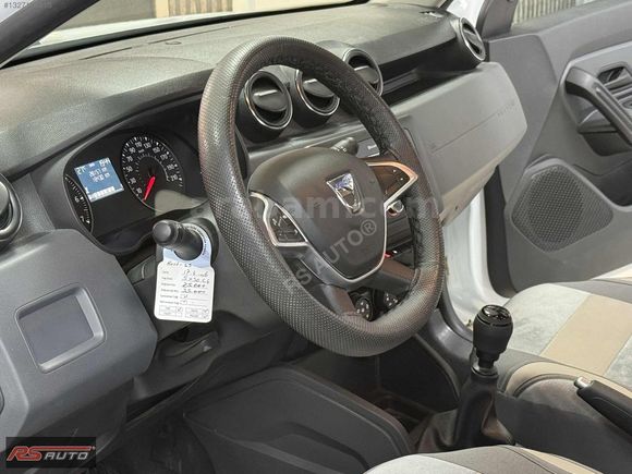 RS AUTO'DAN / 2020 HATASIZ DUSTER 4x4 1.3 TCE SADECE 28 BİN KM