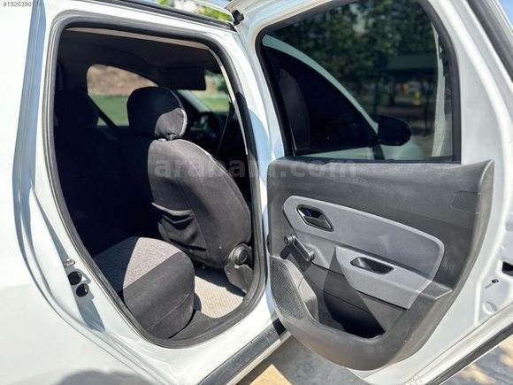 H-M AUTO DACİA DUSTER 4X4