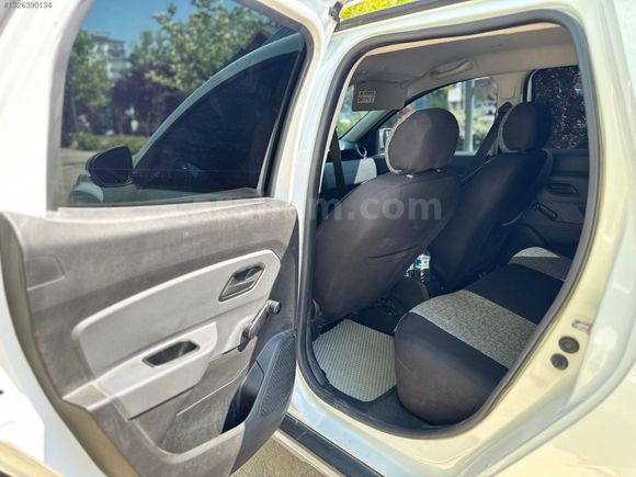 H-M AUTO DACİA DUSTER 4X4