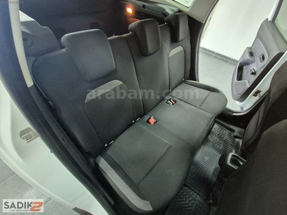 SADIK2'DEN 2020 DUSTER COMFORT 1.5 BLUEDCI 95 BG 4X2 MANUEL