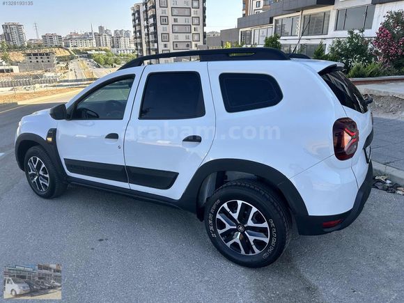 2022 DUSTER 1.5 BlueDCi full servis bakımlı kazasız