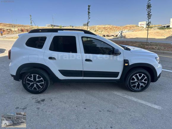 2022 DUSTER 1.5 BlueDCi full servis bakımlı kazasız