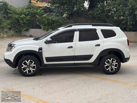 2019 DUSTER 4X4 180000 KM AKSESUARLI KK TAKSİT