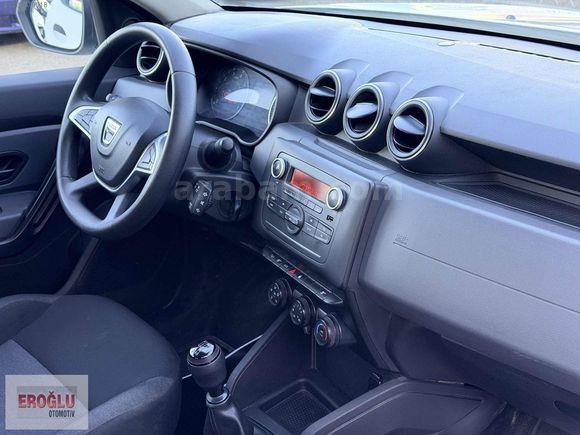 2022 DUSTER 135 BİN KM SERVİS BAKIMLI 4X4 DİZEL 0.99 KREDİ