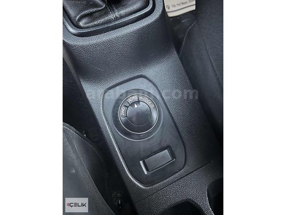 ÇELİK OTOMOTİV'DEN 2021 DACİA DUSTER COMFORT 4x4