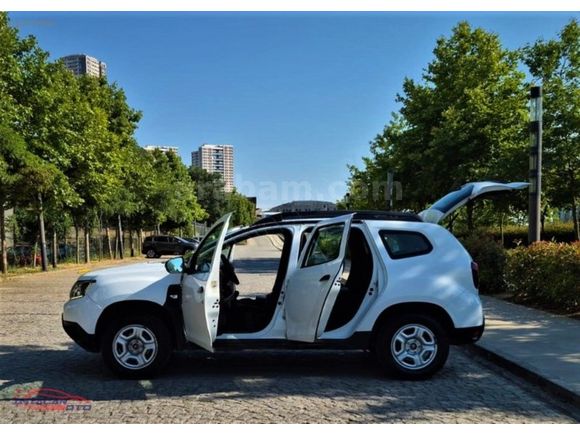 2021 Duster 1.5 BlueDCI 4x4 Comfort 83 BİNDE BAKIMLIDIR