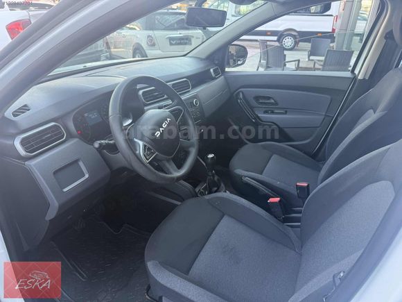 2023-DUSTER-1.5 DCİ-4X4-YENİ KASA-HATASIZ-BOYASIZ-İLK EL.