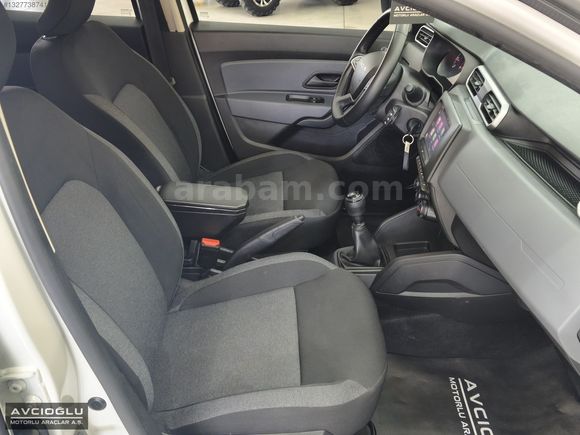 AVCIOĞLU - 2023 DACİA DUSTER 1.5 BLUEDCI ESSENTİAL 4x4 HATASIZ