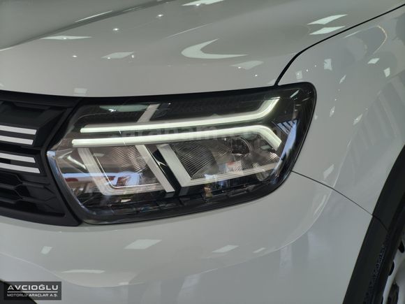 AVCIOĞLU - 2023 DACİA DUSTER 1.5 BLUEDCI ESSENTİAL 4x4 HATASIZ