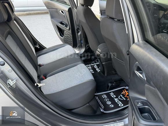 BOYASIZ 2025 MODEL 1.4 LOUNGE TRACTİON GRS2 GERI GORUS