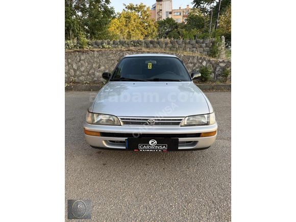 TOYOTA COROLLA 1.6 GLİ