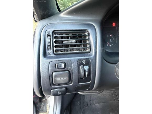 TOYOTA COROLLA 1.6 GLİ