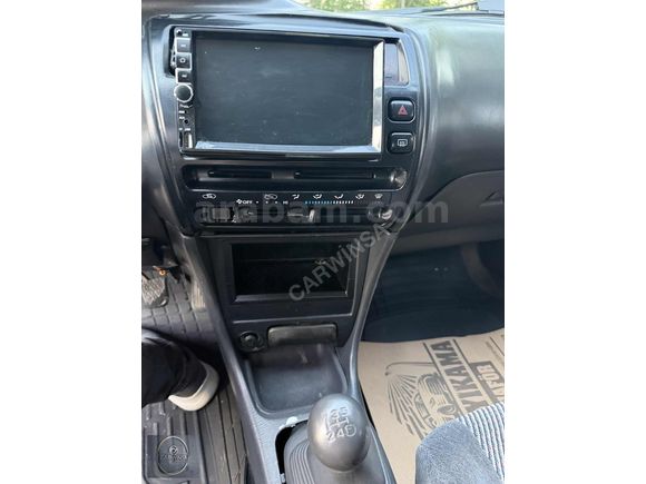 TOYOTA COROLLA 1.6 GLİ