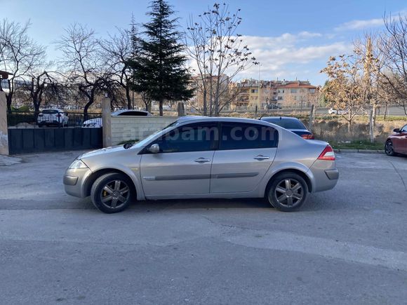 Sahibinden Renault Megane 1.6 Dynamique 2005 Model 