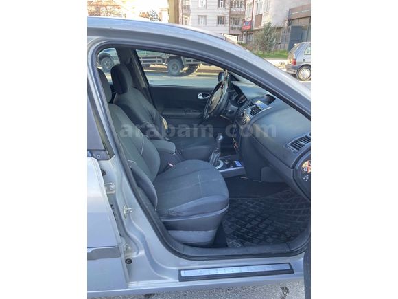 Sahibinden Renault Megane 1.6 Dynamique 2005 Model 